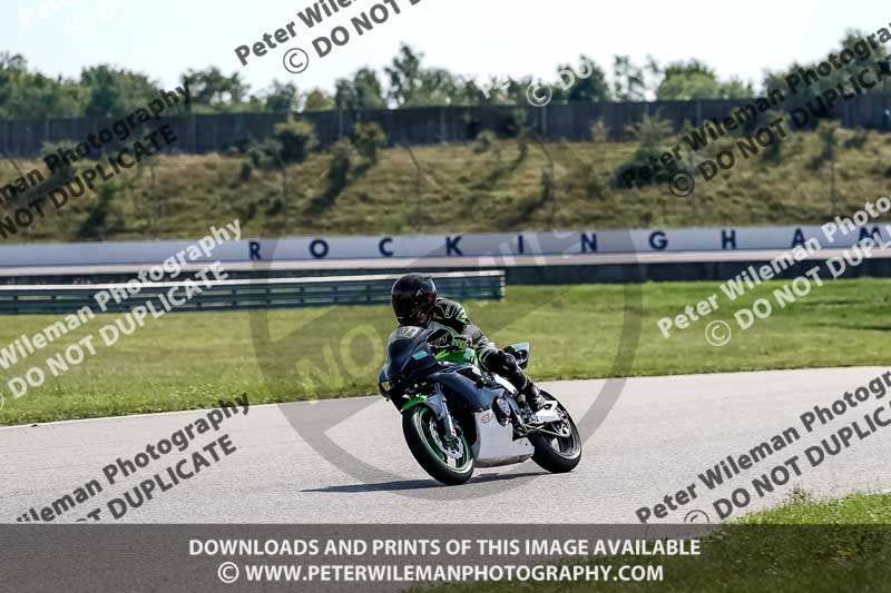 Rockingham no limits trackday;enduro digital images;event digital images;eventdigitalimages;no limits trackdays;peter wileman photography;racing digital images;rockingham raceway northamptonshire;rockingham trackday photographs;trackday digital images;trackday photos